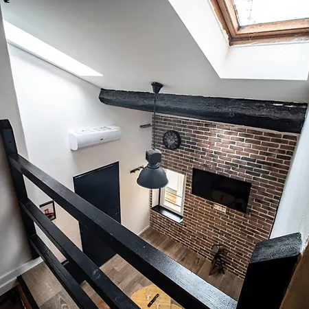 Le Petit Macaron Industriel Hyper Centre 5min Place Stan Insolites Nancy